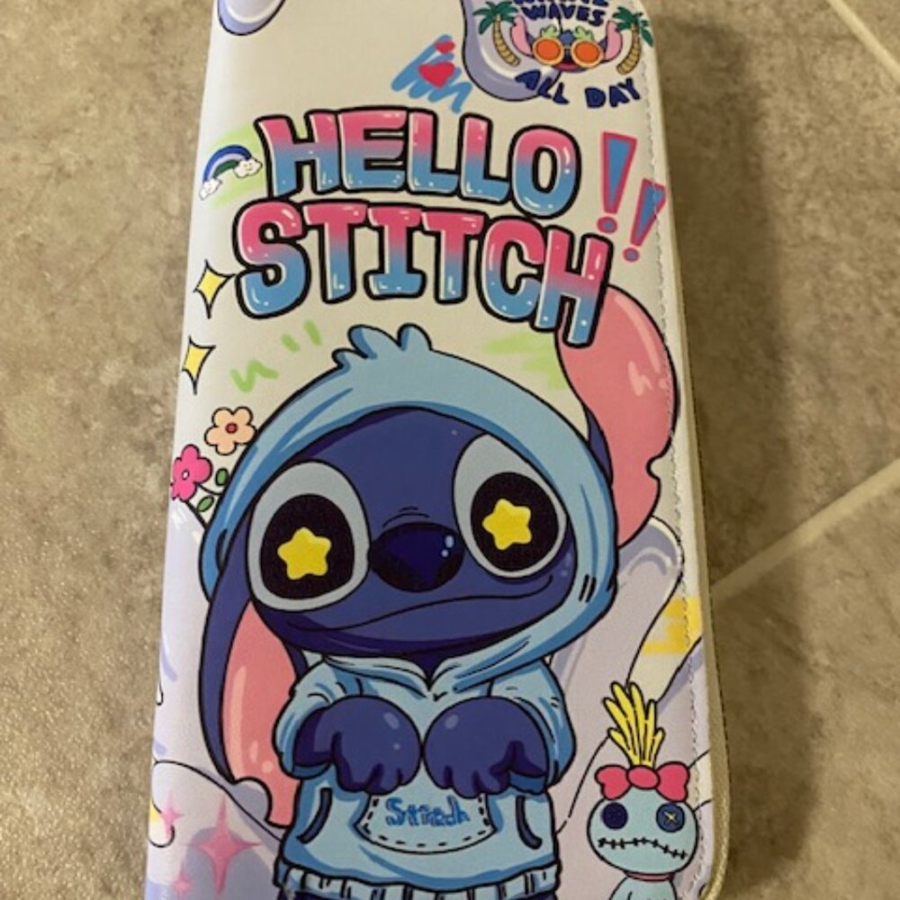 Hello Stitch Wallet - Picture 14 of 14